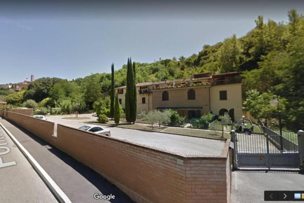 Апартаменти Casazappa - In Centro A Piedi, Parcheggio E Giardino Privato Сієна Екстер'єр фото